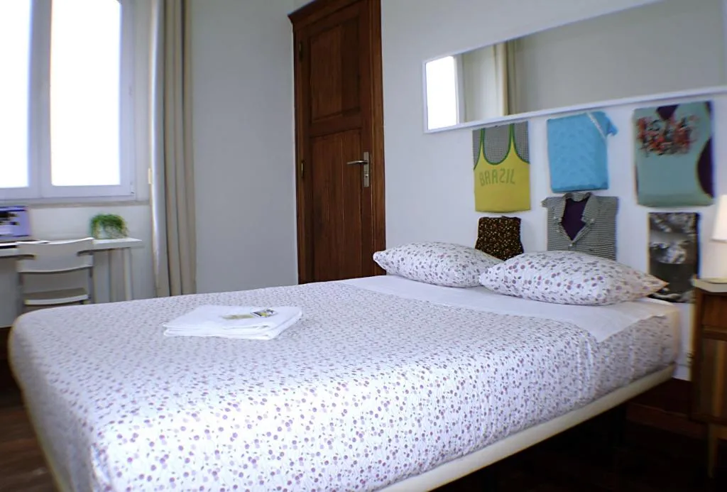 Room, Sunset Destination Hostel, Lisbon