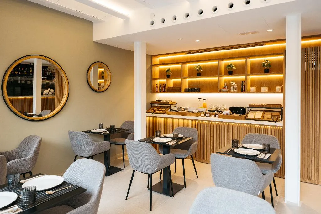 Restaurant, Boutique Hotel Petit Montisión, Majorca