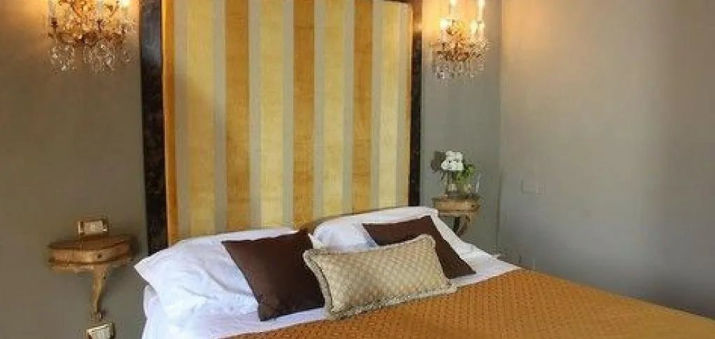 Room, Residenza Vespucci, Florence