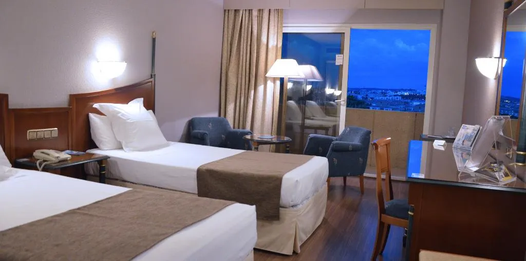 DOUBLE STANDARD Room, Beatriz Toledo Auditorium & Spa, Madrid