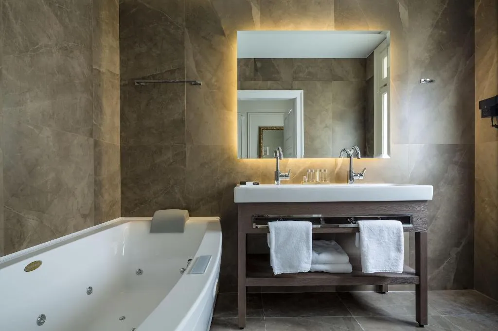 Room, 3Sixty Hotel & Suites, Kalamata