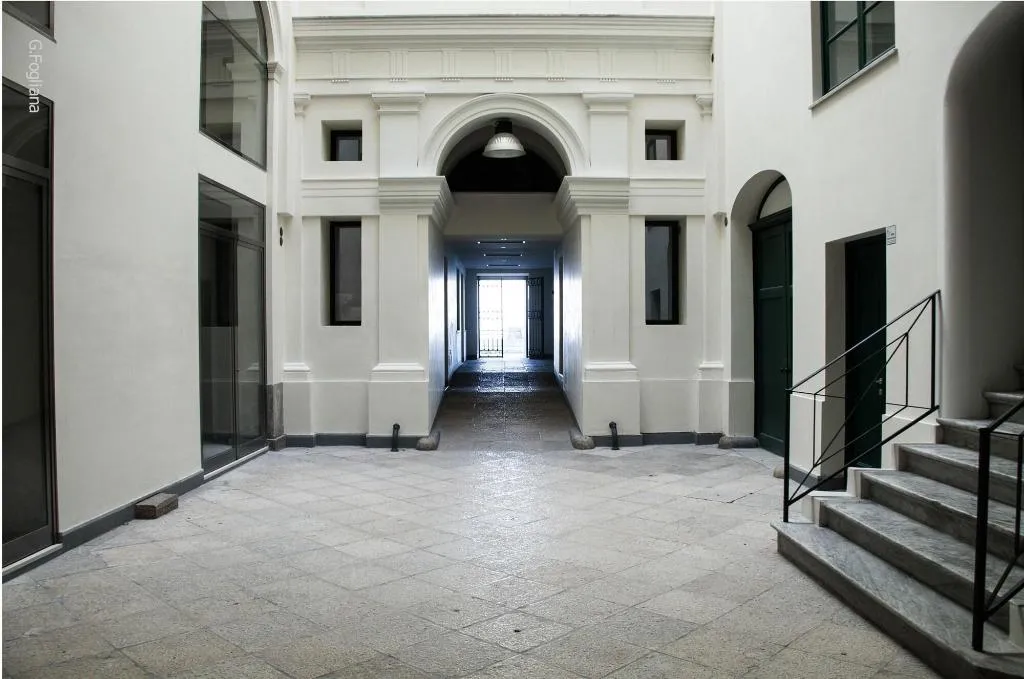 Lobby, Central Gallery Rooms, Palermo