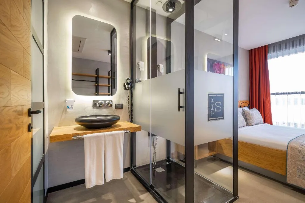 DOUBLE STANDARD Room, The S Hotel By Ascend Collection, Izmir