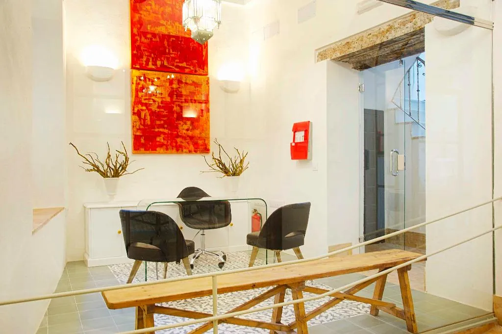 Lobby, Overland Suites Catedral Luxury Apartments, Seville