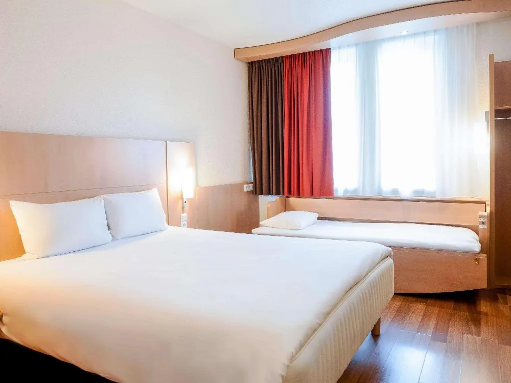 TWIN STANDARD Room, Ibis Alicante, Costa Blanca