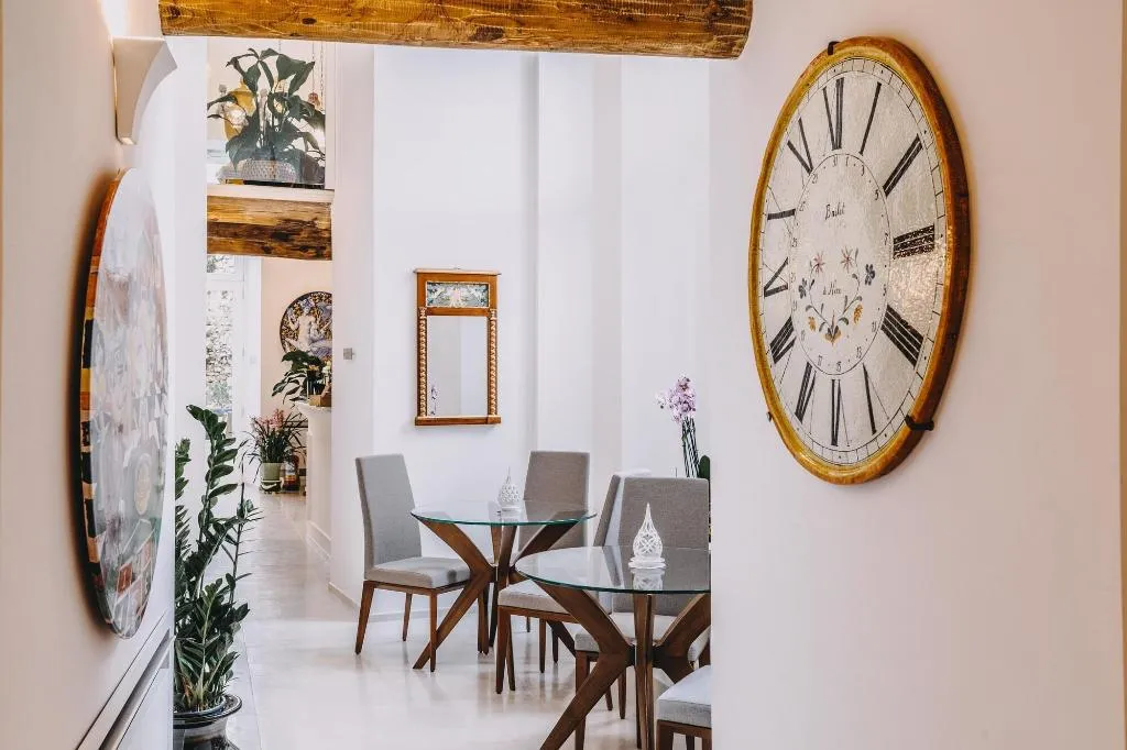 Bar, Palazzo Pascal, Naples