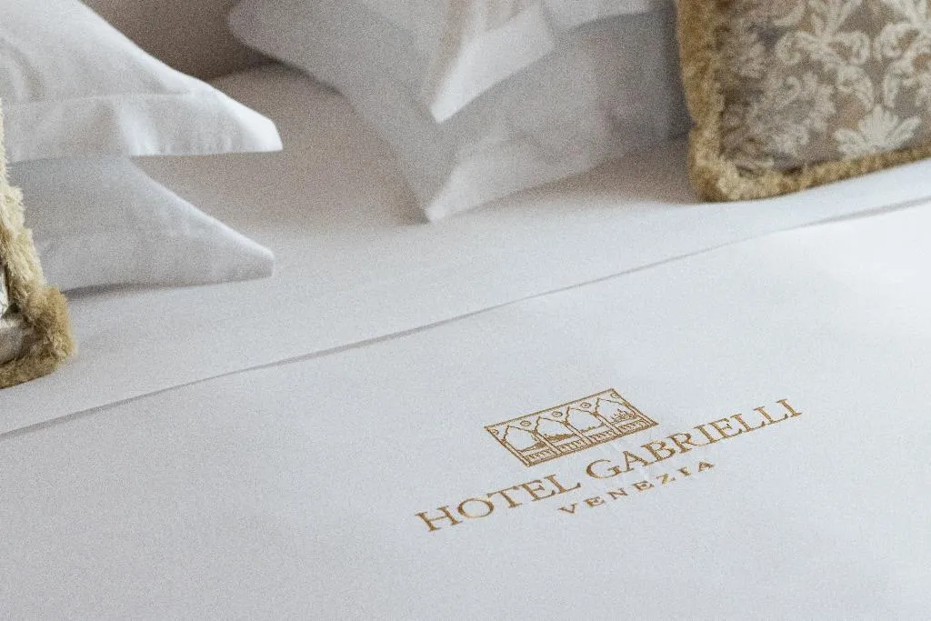 JUNIOR SUITE CLASSIC Room, Hotel Gabrielli Venezia - Starhotels Collezione, Venice