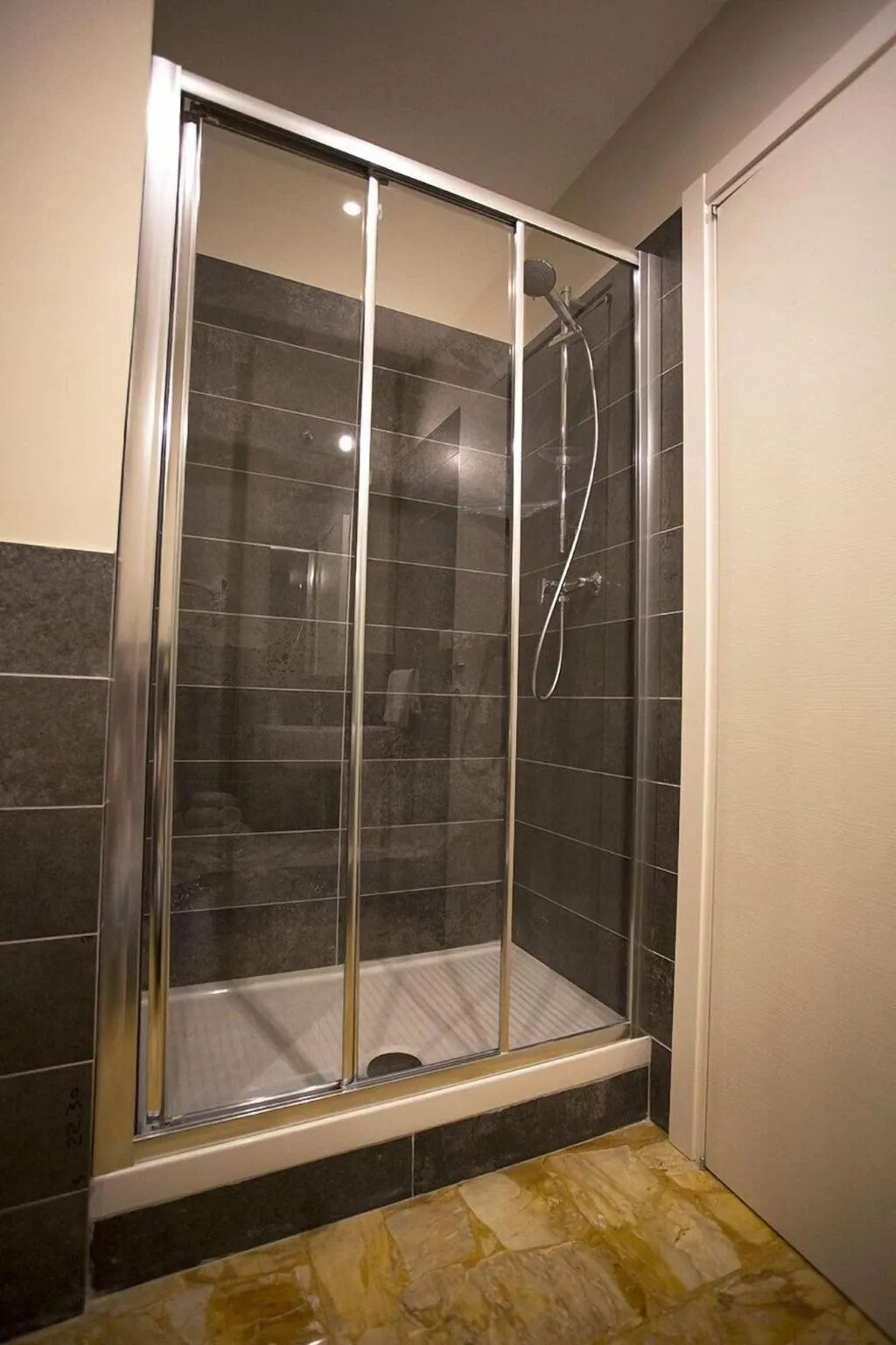 Room, B&B Rettifilo, Naples