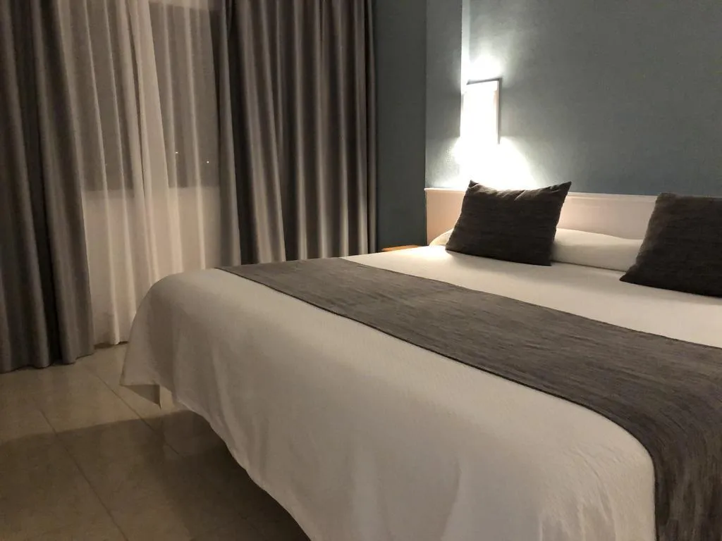 Room, Voramar, Menorca