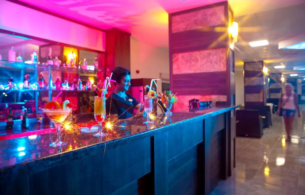 Lobby, Gumuldur Resort Hotel & SPA, Izmir