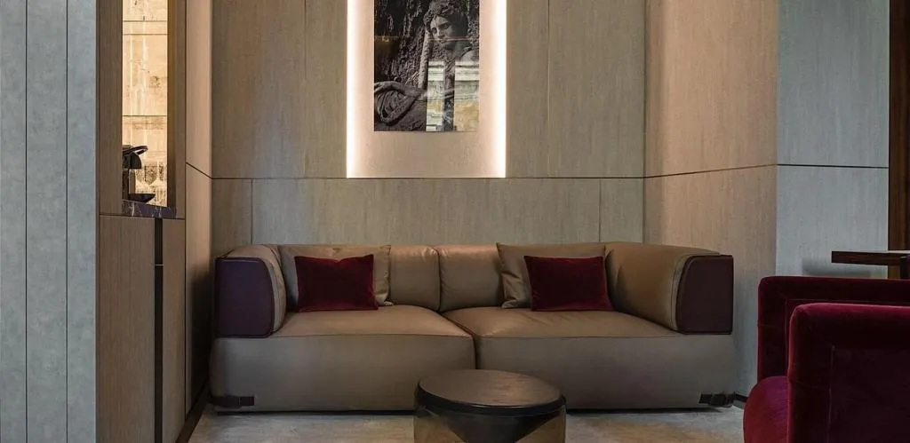 SUITE KING SIZE BED Room, Fendi Private Suites, Rome
