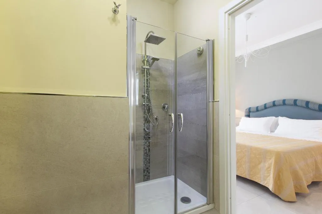 DOUBLE SINGLE USE SUPERIOR Room, Ruins B&B, Naples
