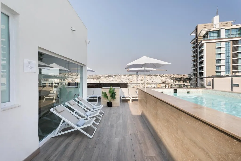 Pool, Hotel Mistral St Julian's Affiliated By Melia, Malta