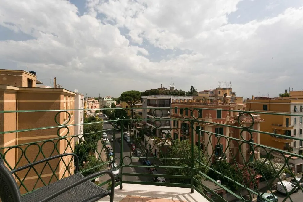 General view, La Duchessa A Roma, Rome