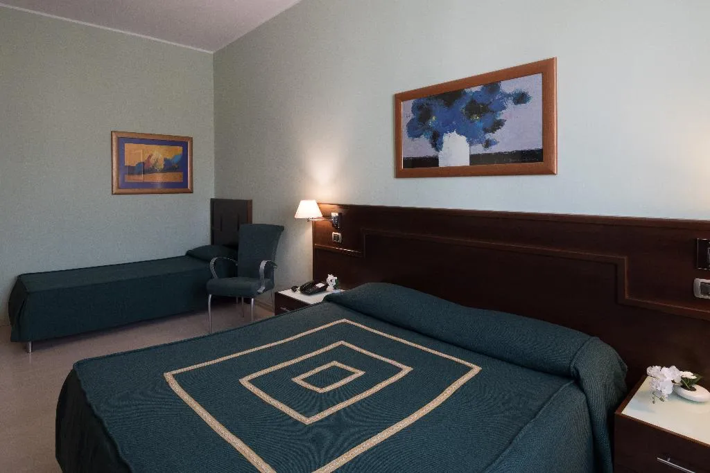TRIPLE STANDARD Room, Panorama, Catania