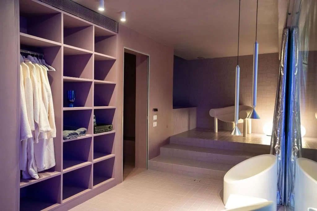Sports and Entertainment, Neo Luxury Suites, Santorini