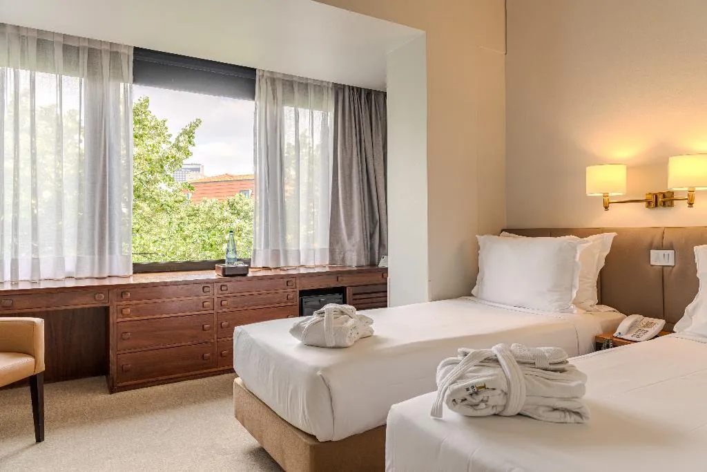 TWIN STANDARD Room, Dom Carlos Park, Lisbon