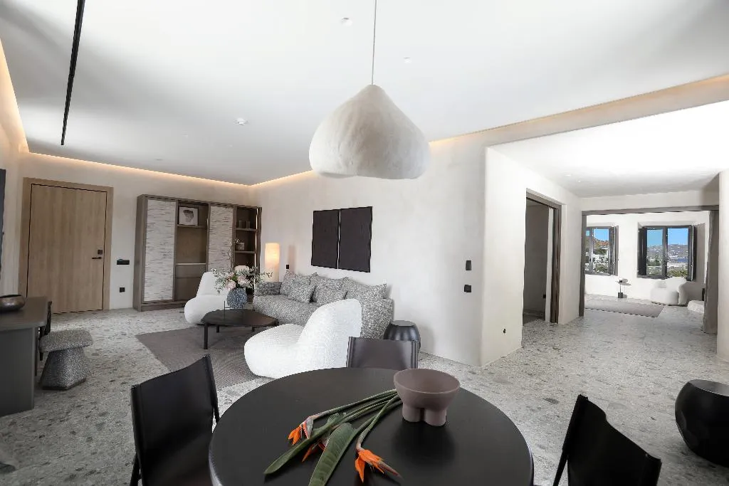 SUITE WITH PRIVATE POOL Room, Aeonic Suites & Spa, Mykonos