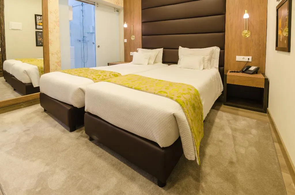 TWIN STANDARD Room, Hotel Borges Chiado, Lisbon