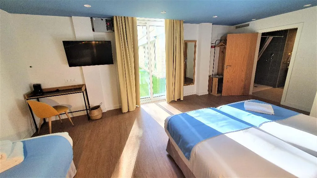 TRIPLE STANDARD Room, Casual Raizes Porto, Porto