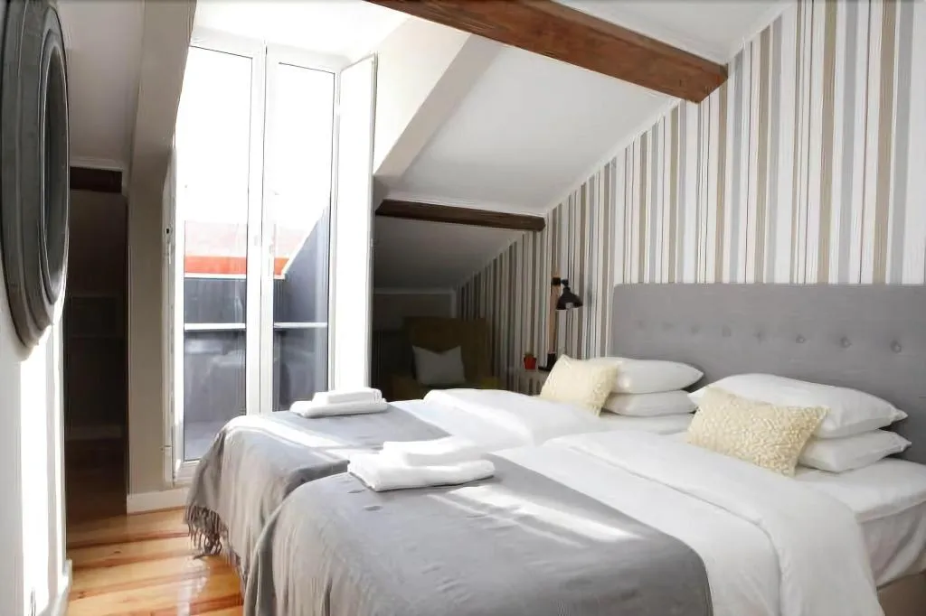 Room, Flores Guest House, Lisbon