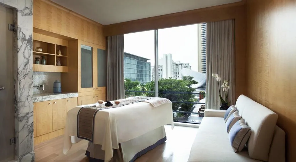 Sports and Entertainment, The Ritz Carlton, Difc Executive Residences, Dubai