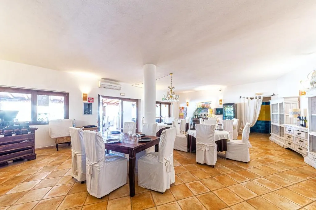 Restaurant, Hotel Il Faro Di Molara, Olbia