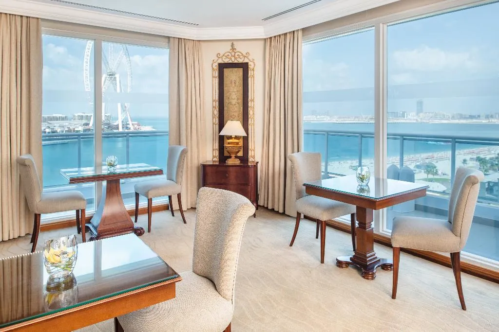 Terrace, Sheraton Jumeirah Beach Resort, Dubai