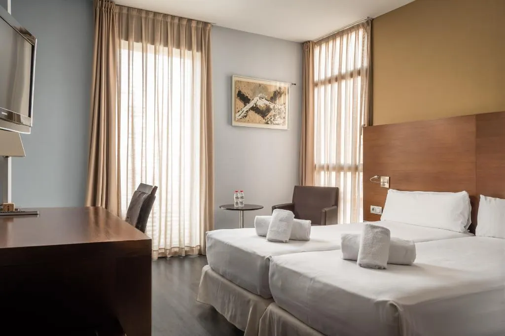 DOUBLE STANDARD Room, Madanis Hotel, Barcelona