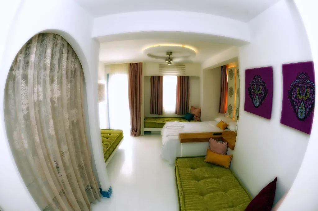 Room, La Brezza Suite & Hotel, Bodrum