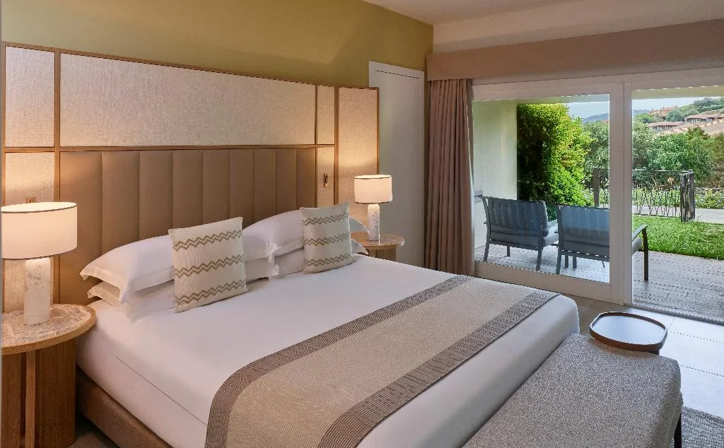 DOUBLE DELUXE Room, Conrad Chia Laguna Sardinia, Cagliari