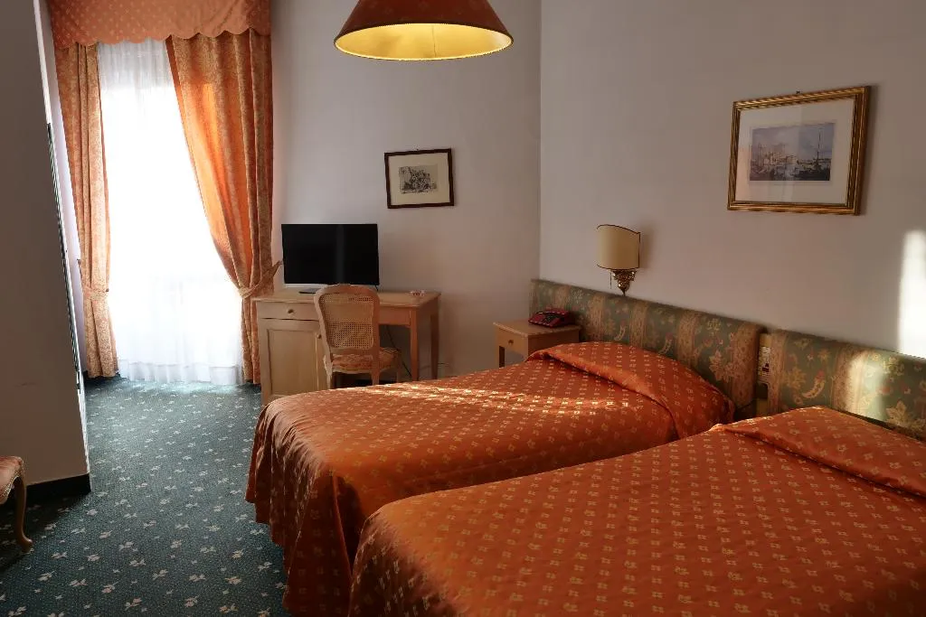 TRIPLE STANDARD Room, Park Hotel Terme, Venice