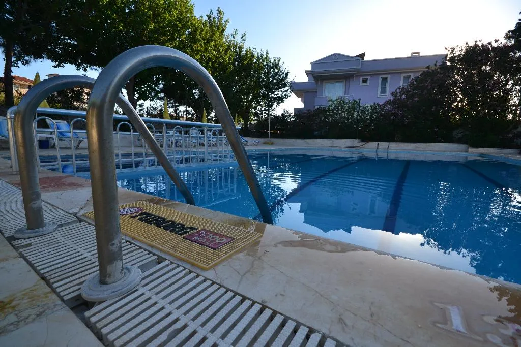 Pool, Cunda Basel Hotel, Izmir