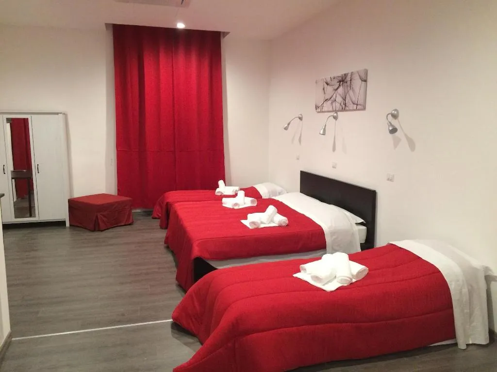 Room, The Roma House, Naples