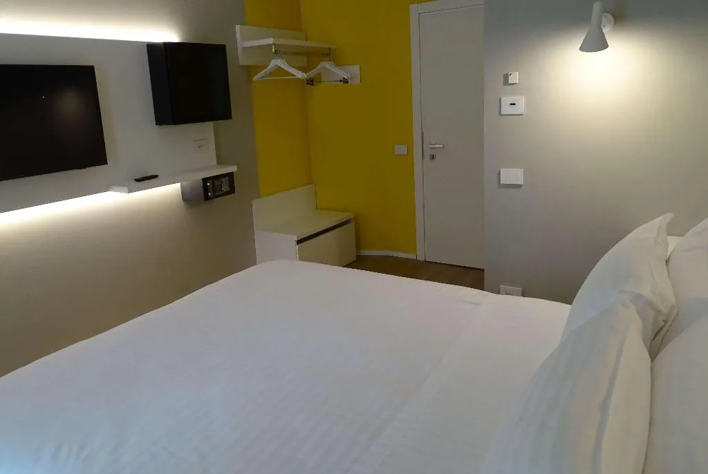 Room, Wyndham Garden Florence, Florence