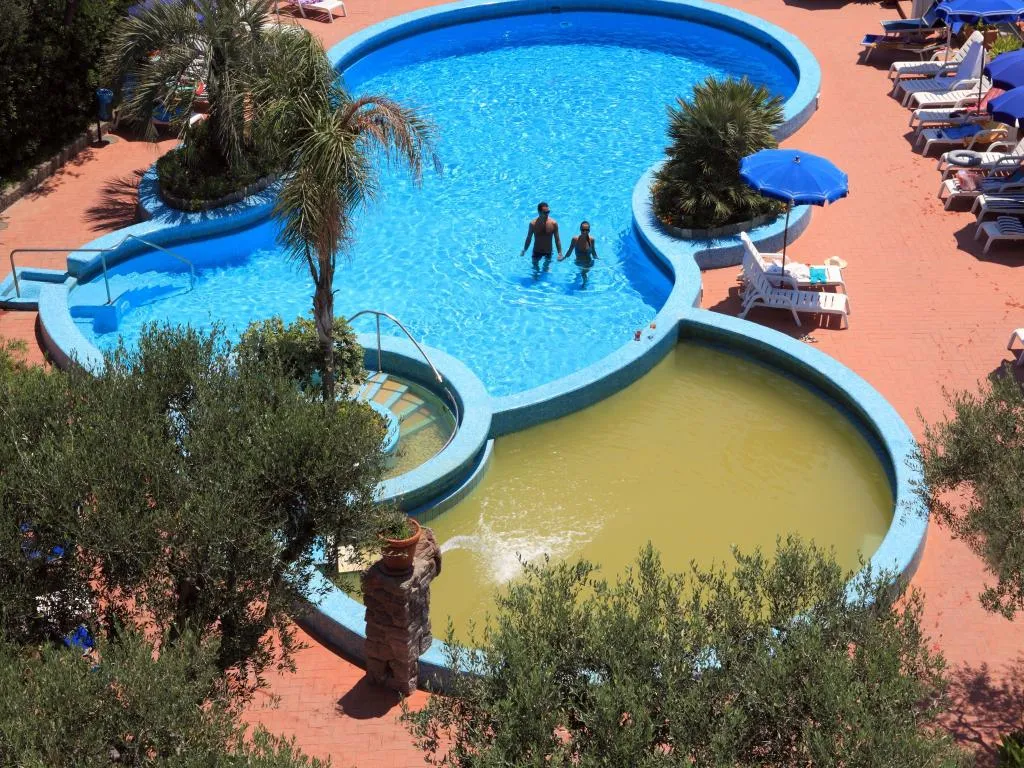 Pool, Terme Providence, Naples