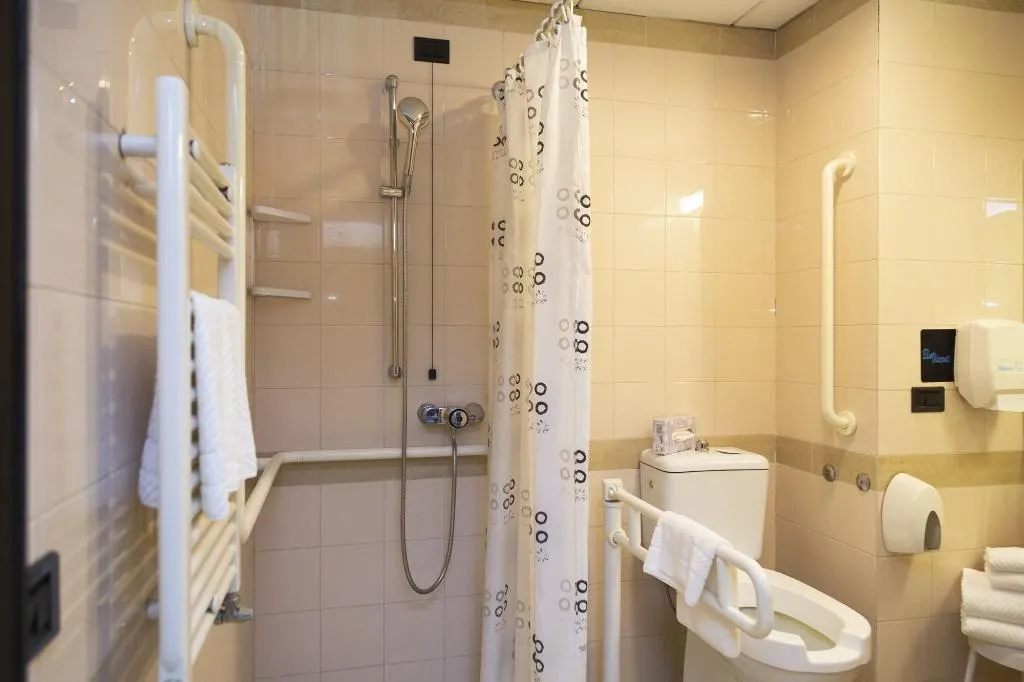 Room, iH Hotels Milano Blu Visconti, Milan