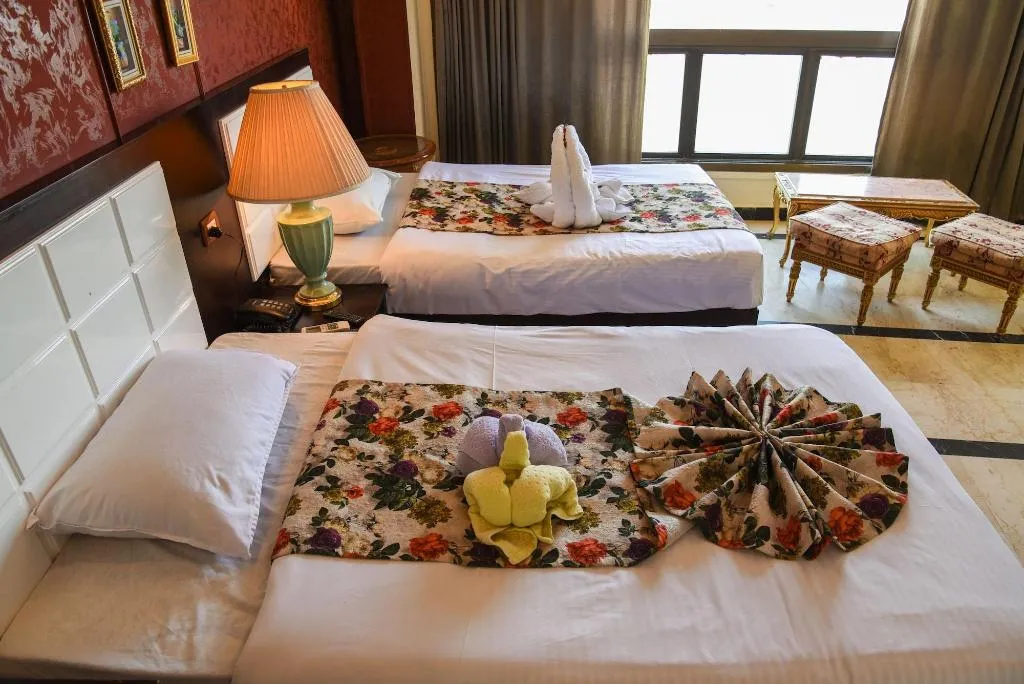 Room, Nile Sky Hotel and Suites, Cairo