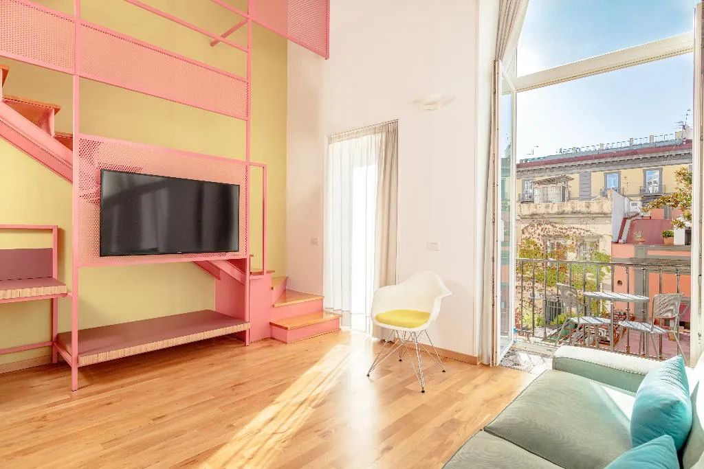 FAMILY ROOM STANDARD Room, Piazza Bellini, Naples