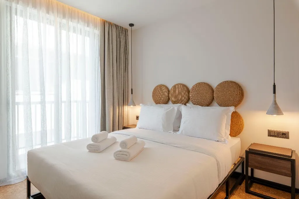 DOUBLE WITH BALCONY Room, Parea, Athens