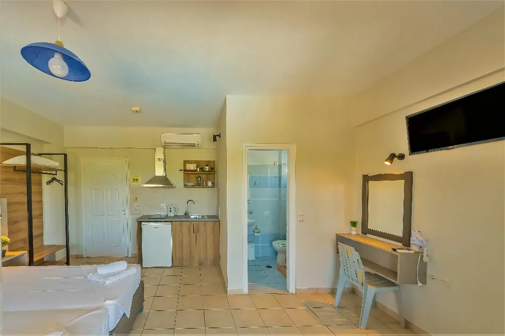 TRIPLE WITH VIEWS Room, Nikos Villas, Corfu
