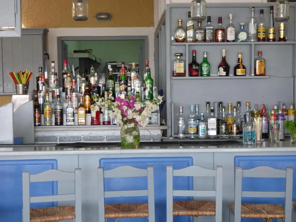 Bar, Nostos Beach, Santorini