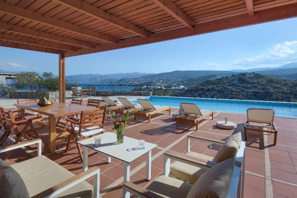 VILLA THREE BEDROOMS Room, Miramare Resort & Spa, Crete