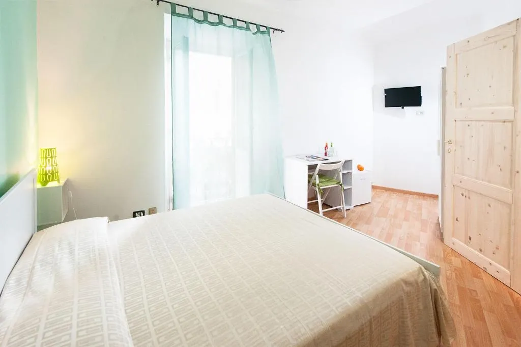 Room, Trinity Luxury Rooms, Rome