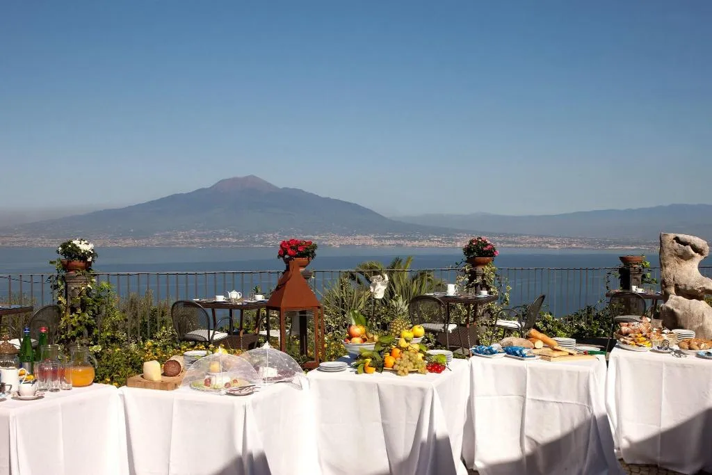 Restaurant, Torre Barbara, Naples