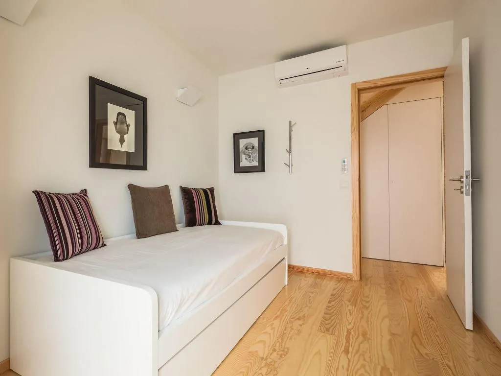 Room, Insitu Trindade, Porto