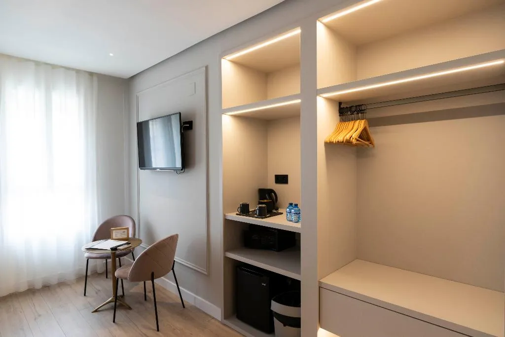 Double or Twin SUPERIOR Room, YOU & CO. J. Botánico Boutique, Valencia
