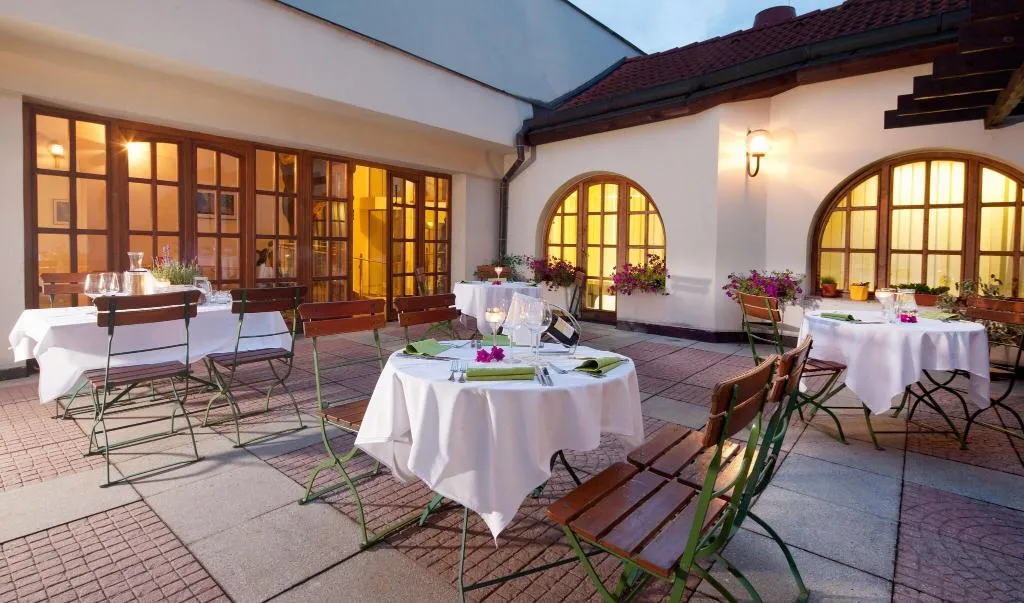 Terrace, Hotel Concertino Zlata Husa, Prague