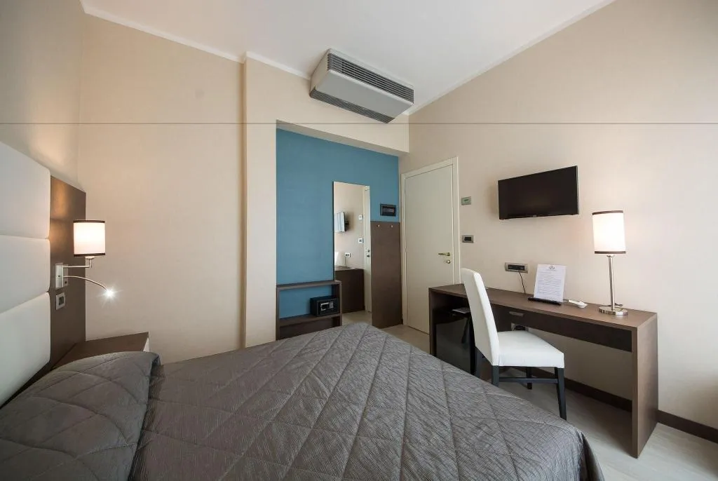 DOUBLE STANDARD Room, Reginna Palace, Naples