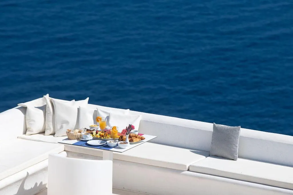 General view, Avant Garde Suites, Santorini